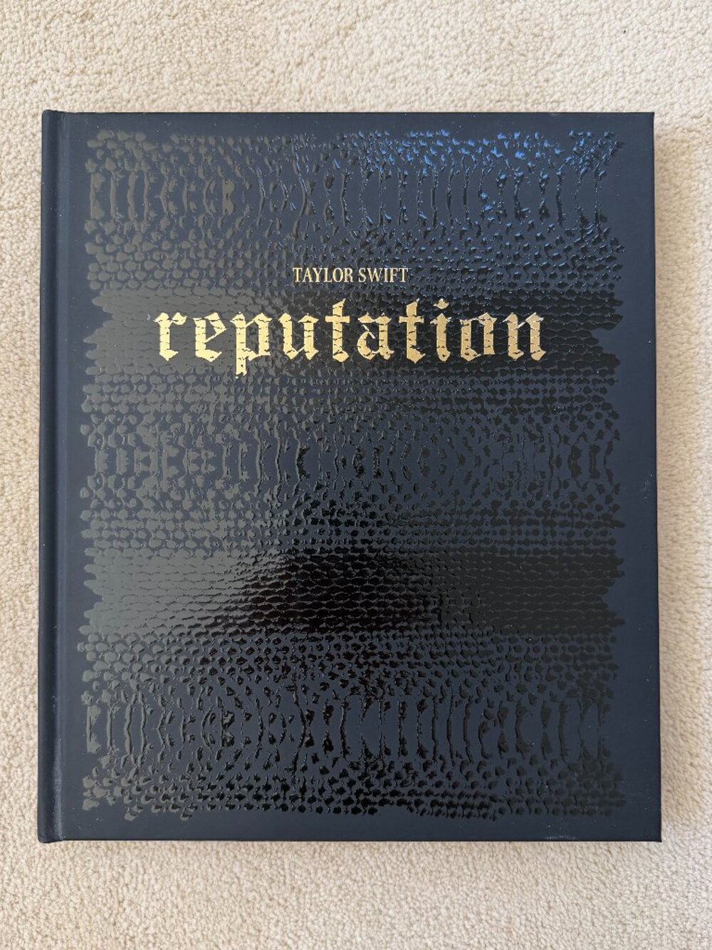 Taylor Swift Reputation Limited Edition VIP Tour Book
